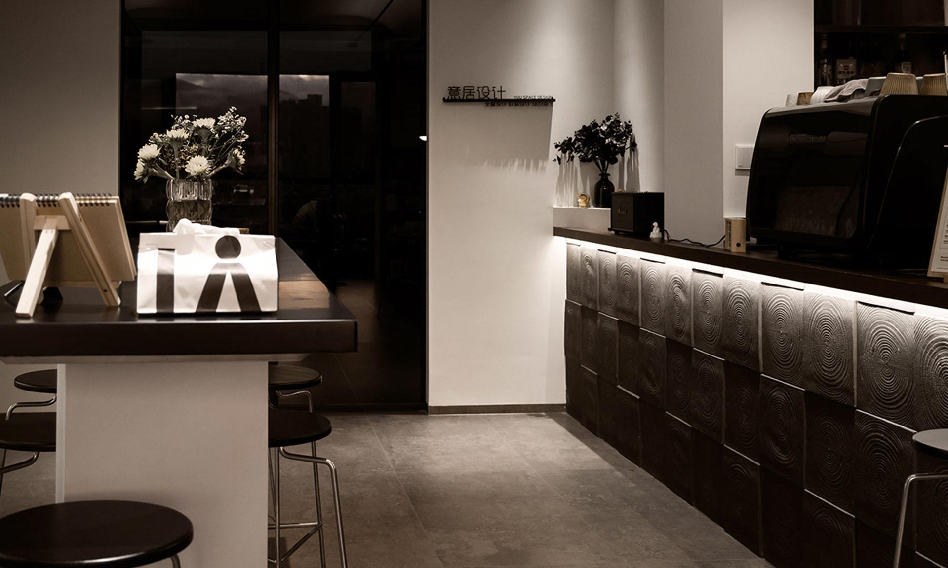 108㎡咖啡厅设计，品鉴深邃丰富的质感空间